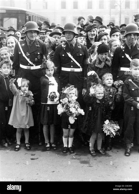 Cordon Of The Ss Bodyguard Regiment Adolf Hitler 1937 Stock Photo