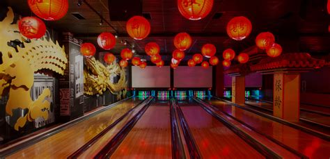 Bowling Alley And Lounge In Times Square Bowlmor