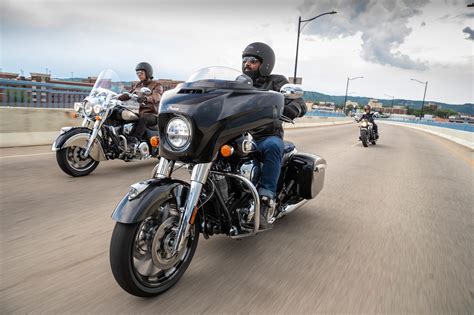 Read professional reviews, view safety and reliability ratings, and find the best local prices. 2021 Indian Chieftain Limited Guide • Total Motorcycle