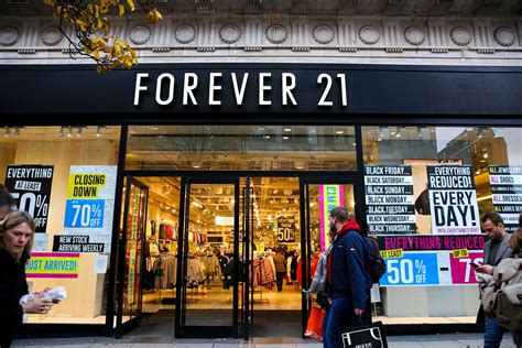 Forever 21 Bankruptcy Fallen Fashion Brand Sells Itself For 99 Off