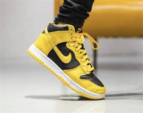 Nike Dunk High Varsity Maize Official Images Release Info