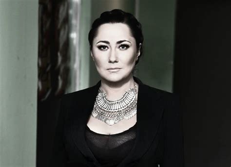 Мозгова поцілувала свого пономарьова на першому ж побаченні, прожила з ним 10 років, народила йому доньку. Олена Мозгова показала дорослу дочку - glamurchik.tochka.net