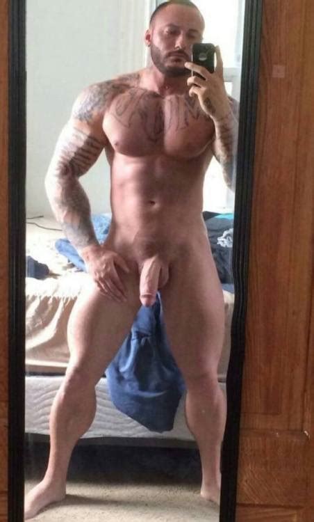 Hung Male Stripper