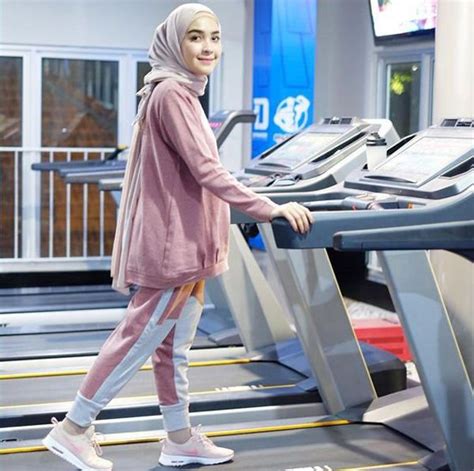 Ide Outfit Hijab Untuk Olahraga Tetap Nyaman Dan Stylish Pakaian