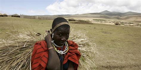 En Tanzanie Des Masaï Expulsés De Leurs Terres Au Nom De La Protection De La Faune Sauvage Et