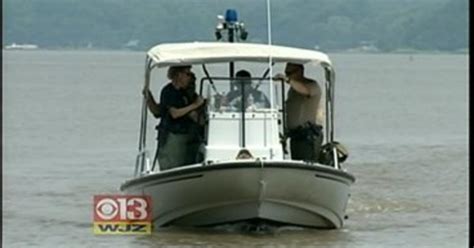 Maryland Police Dive Team Plunges Into Its Work Cbs Baltimore
