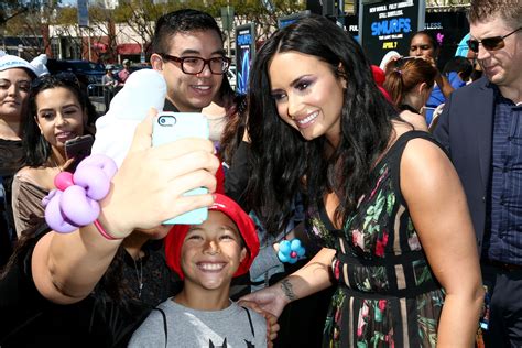 Bad Celebrity Meet And Greets Fans Worst Encounters With Stars