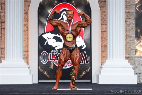 Chris Bumstead Wins The 2020 Classic Physique Olympia Muscle And Fitness