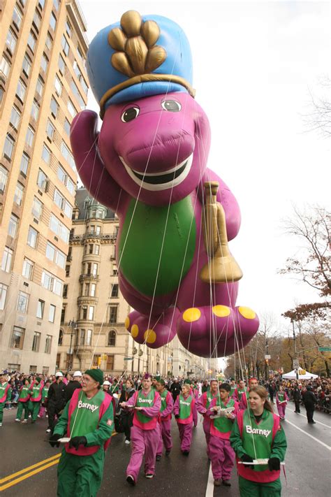 Top 10 Balloon Mishaps At Macys Nyc Thanksgiving Day Parade Page 9