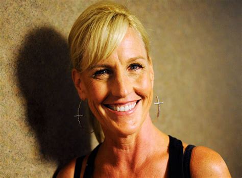 Erin Brockovich Others To Probe Cause Of Mystery Illness Affecting