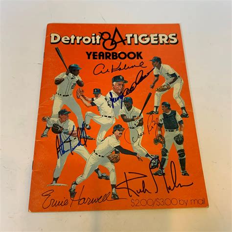 1984 Detroit Tigers World Series Champs Team Signed Original Yearbook