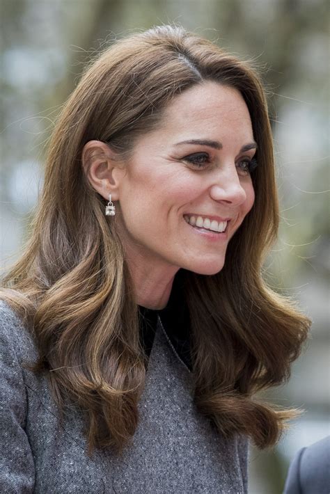 Catherine, duchess of cambridge gcvo (born catherine elizabeth middleton; Kate Middleton Long Curls - Kate Middleton Looks - StyleBistro