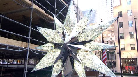 A First Look At The Rockefeller Center Swarovski Christmas