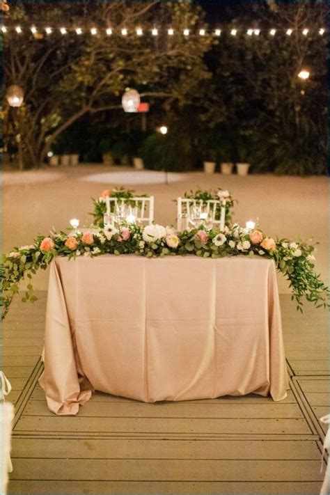 40 Stunning Bride And Groom Table Ideas Fashion And Wedding Bride