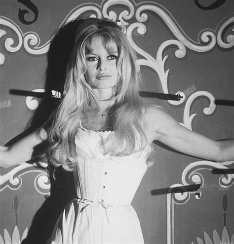 Pin By Steven Deters On Blackandwhite Brigitte Bardot Bridget Bardot