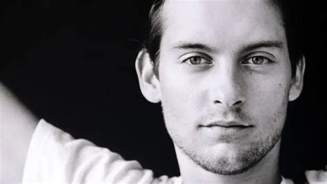 Tobey Maguire Spider Manet Puis Rien Yzgeneration