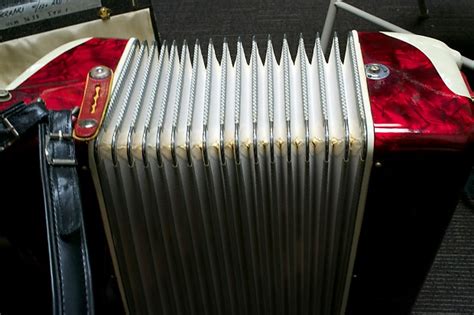 We been around accordions for over 20 years. Ferrari 41/120 Accordion 1960s Red/White Mother of Pearl | Reverb