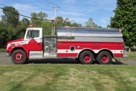 3000 Gallon Tanker New Fire Truck Delivery New England Fire