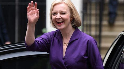 Who Is Liz Truss Early Life Professional Career Political
