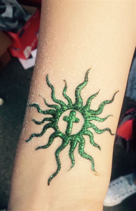 White henna and traditional henna tattoo full hand and arm. Cutest Henna tattoo from the Washington State Fair! | Cute ...