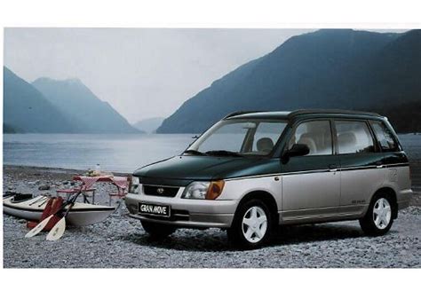 Autókatalógus DAIHATSU Gran Move 1 5 16V 5 ajtós 89 76 LE 1997 1999