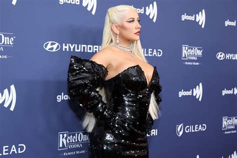 Christina Aguilera Shines In Black Sequined Dress At Glaad Awards 2023