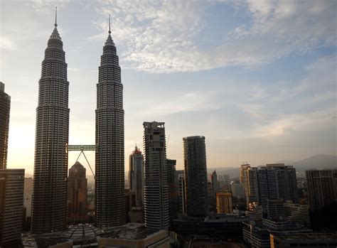 Petronas Towers - buildmarvel