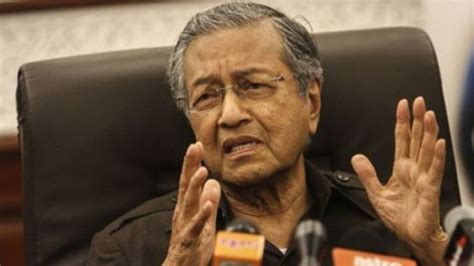 breaking news malaysia s 94 year old prime minister mahathir resigns quits party 9news nigeria