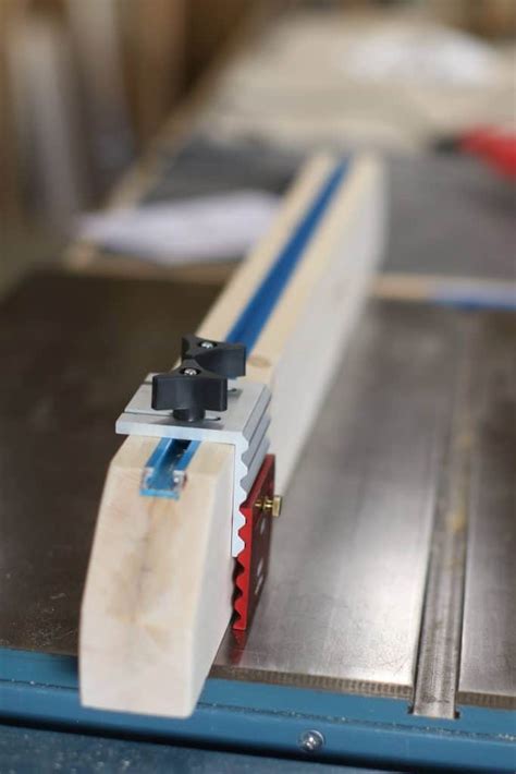 How To Make A Diy Table Saw Fence For Your Saw Sawshub