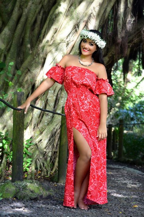 Pin By Debi Paul On Tahitian Dresses Tahitian Dress Polynesian Dress