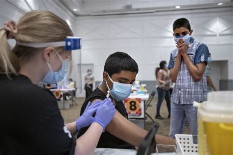 Biontech hat durch eine vorgezogene lieferung aus. L'hésitation au vaccin sonne l'alarme alors que la ...