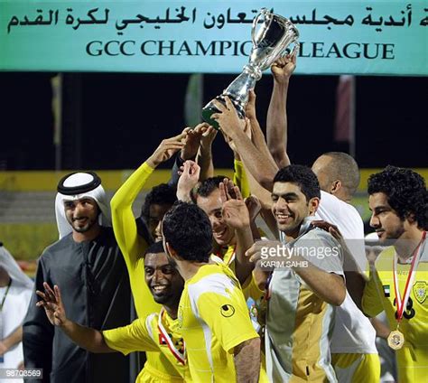 Al Wasl Photos And Premium High Res Pictures Getty Images