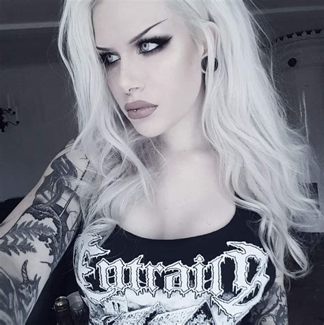 Gothic Girls Goth Beauty Dark Beauty Tattoed Women Heavy Metal Girl Gothic Chic Goth Model