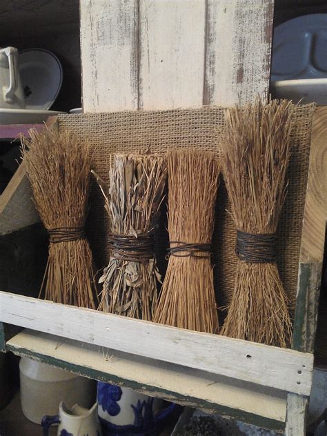 Great Bunch Of Old Scrubbers Primitive Home Primitive Crafts Brooms
