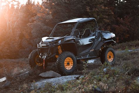 2021 Can Am Commander Expedition Side By Side Vehicle