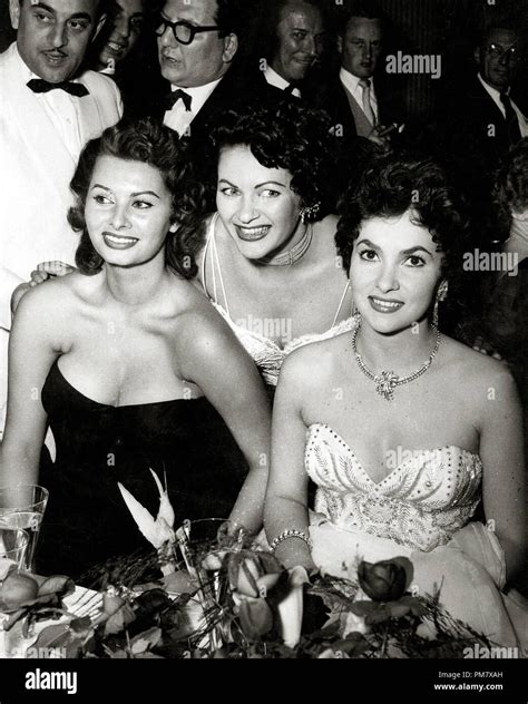 Sophia Loren Yvonne De Carlo And Gina Lollobrigida Circa