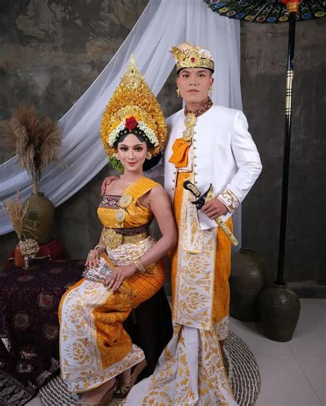 8 Pakaian Adat Bali Dari Kebaya Hingga Sabuk Prada Varia Id