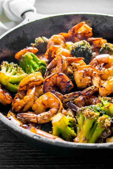 Chicken and dumplings is the ultimate comfort food, just what you need as the weather turns cold. Honey Garlic Shrimp and Broccoli - Homemade Hooplah