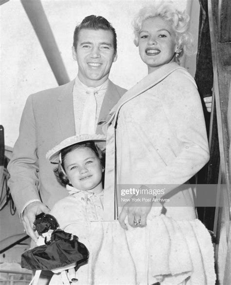 News Photo Jayne Mansfield And Her Daughter Jayne Marie And