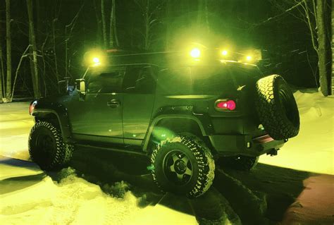 Lighting Upgrade For The Fj Cruiser With The 4x4 Spod Bantam The Gear