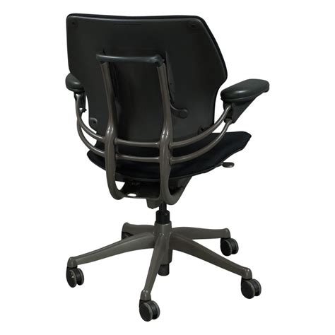 This is a superb chair by any reckoning. Humanscale Freedom Used Task Chair, Black | National ...