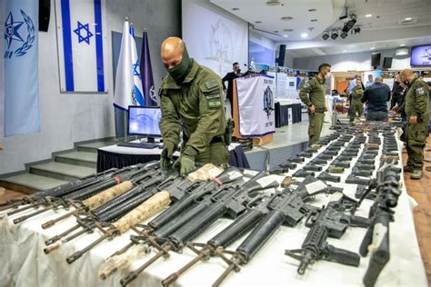 Illegal Weapons In Israel From Military M16s To Submachine Guns I24news