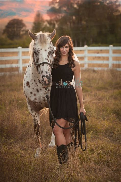 Pin By Equestrian4life On Horses Horse Senior Pictures Horse Girl