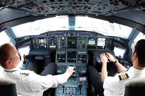 How Much Do Pilots Make Regional And International Airline Salaries