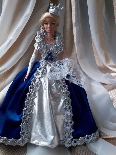 pin by eva lesko on babák barbie gowns historical dresses victorian dress