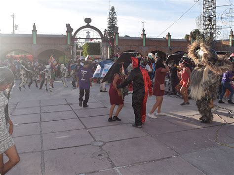 Fotogalería Tradicional Danza Del Torito San Miguel Curahuango 2020