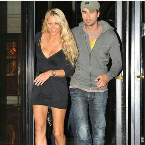 Así nació el amor de Enrique Iglesias y Anna Kournikova no se sabe si