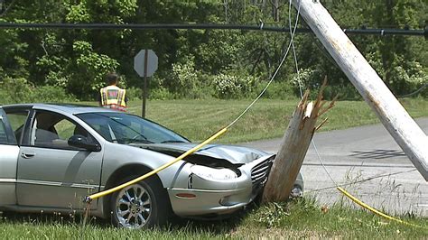 Car Crashes Into A Utility Pole In Youngstown