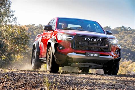 Toyota Hilux Gr Sport Is Ready To Fight Ford Ranger Raptor Archyde