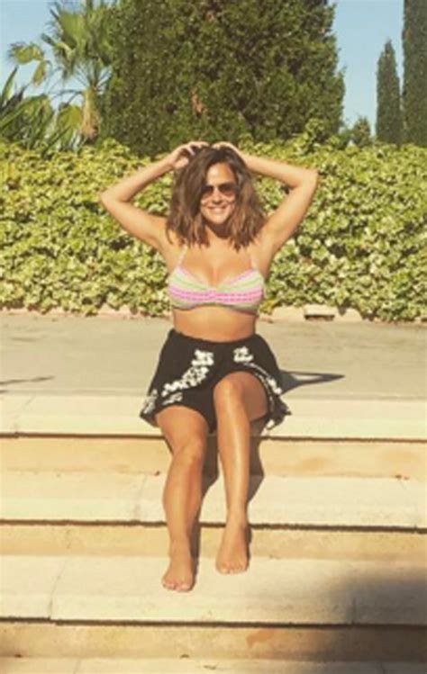 Caroline Flack Love Island Instagram Tease With Booty Popping Snap Daily Star